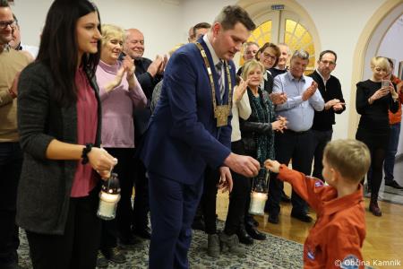 Plamen Luči miru iz Betlehema z geslom »Vstani in sveti!« (8)